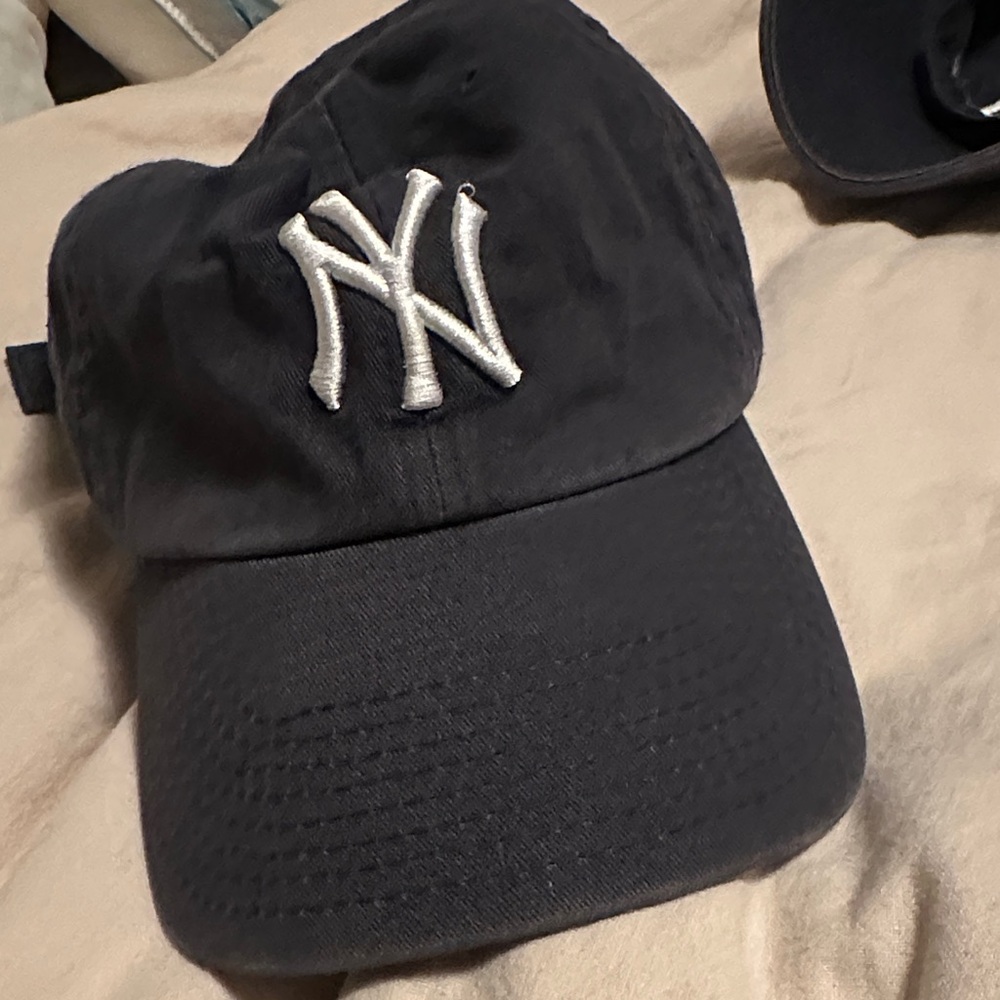 Genuine Merchandise Navy Yankees Cap